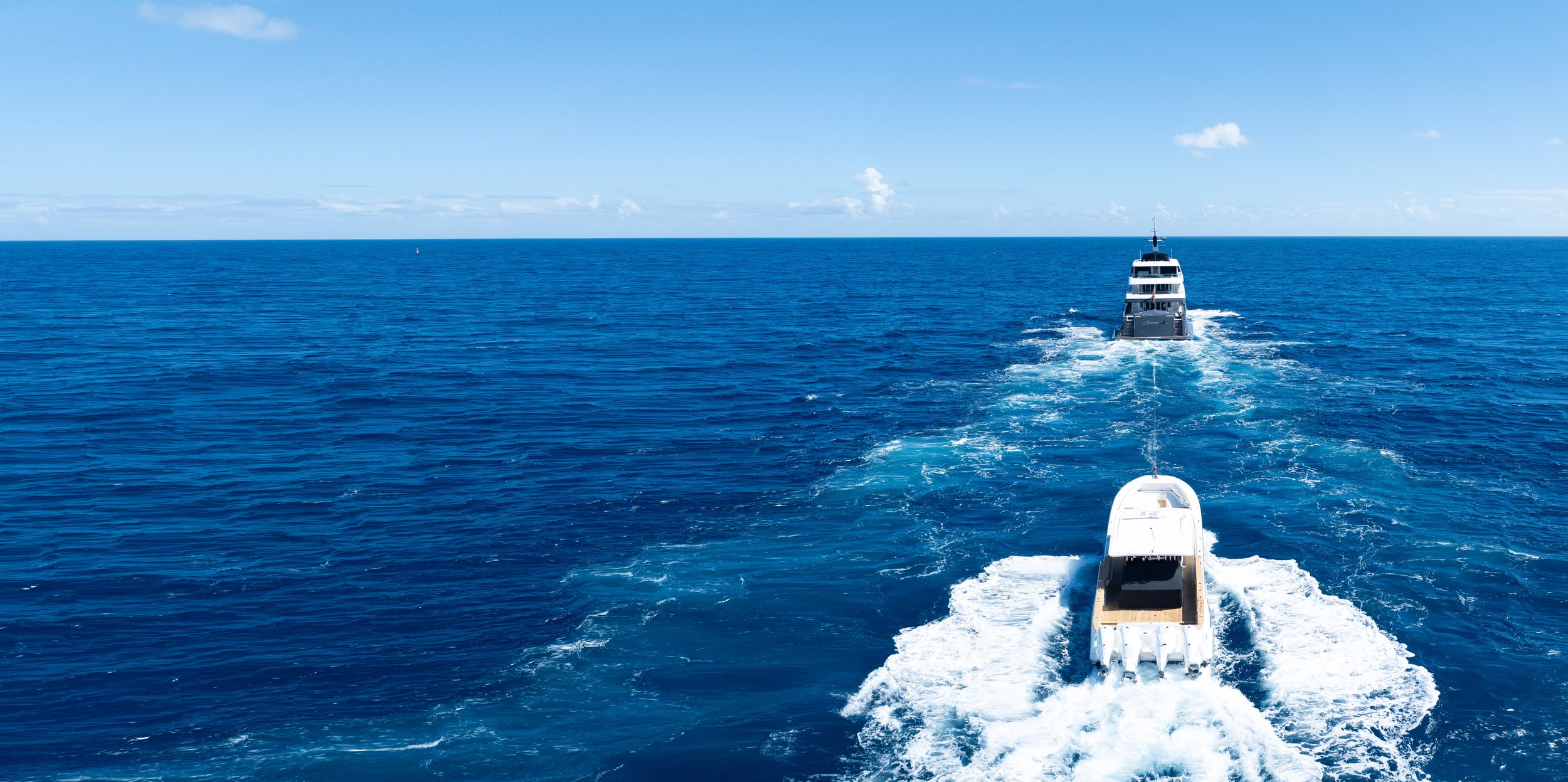 Yacht Pulling Tender